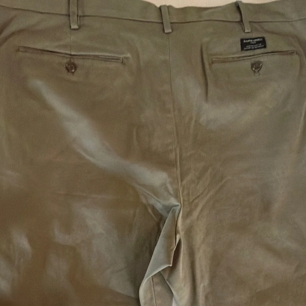 Banana Republic Men's 42x32 Green Twill Stretch Chino Straight Flat Front Pants